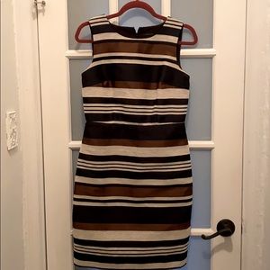 Ann Taylor sleeveless “all-seasons” dress